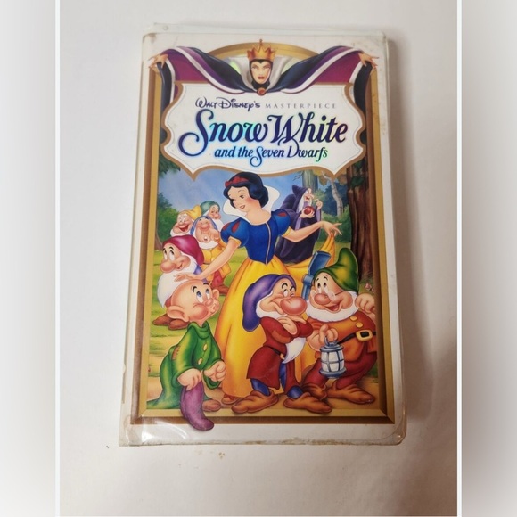RARE Walt Disney's Snow White & the Seven Dwarfs Masterpiece Collection VHS 1524 - Picture 1 of 3